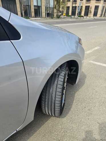 Toyota Corolla-11