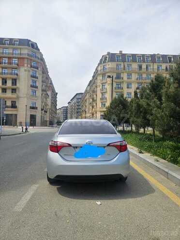 Toyota Corolla-4