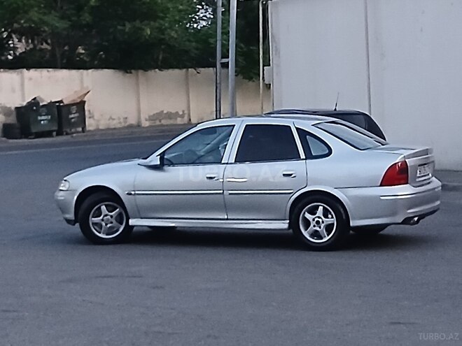 Opel Vectra-2