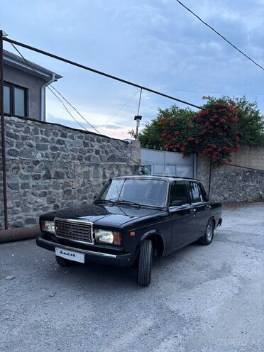 LADA (VAZ) 2107-4