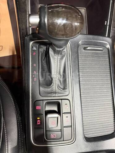 Kia Sorento-12