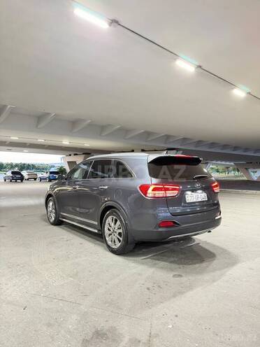 Kia Sorento-4