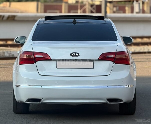 Kia Cadenza-5
