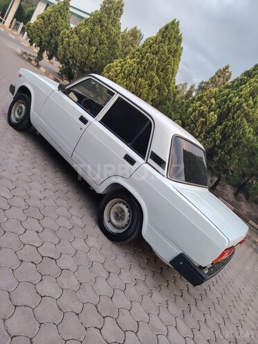 LADA (VAZ) 2107-5