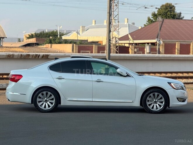 Kia Cadenza-9