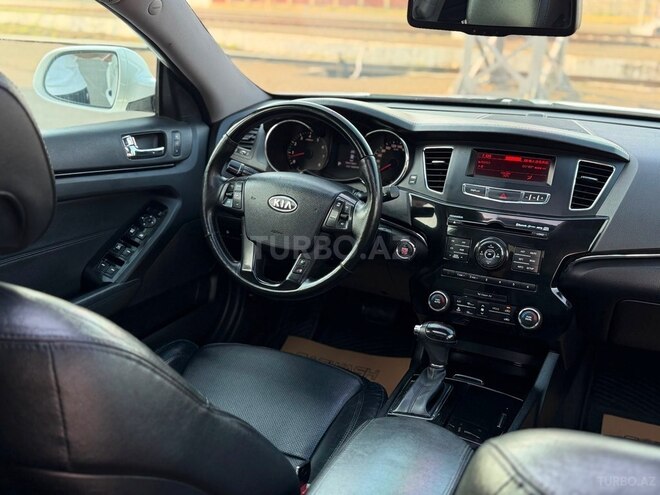 Kia Cadenza-15