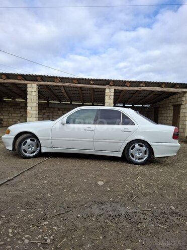 Mercedes C 220-6