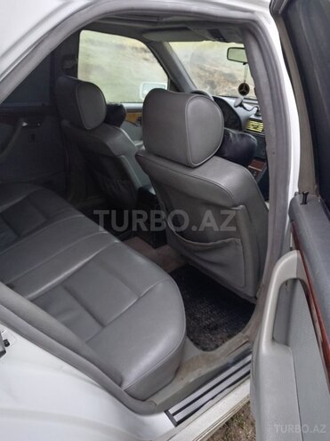 Mercedes C 220-8