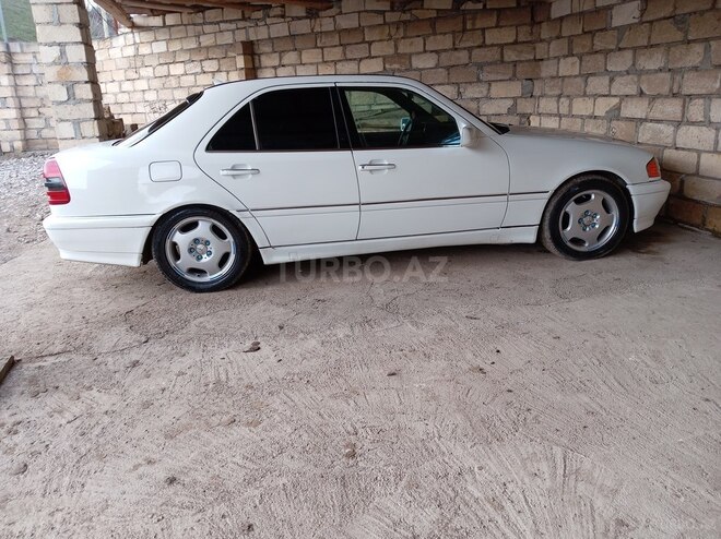 Mercedes C 220-7
