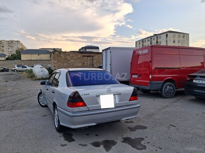 Mercedes C 200-10