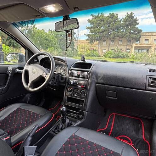 Opel Astra-9