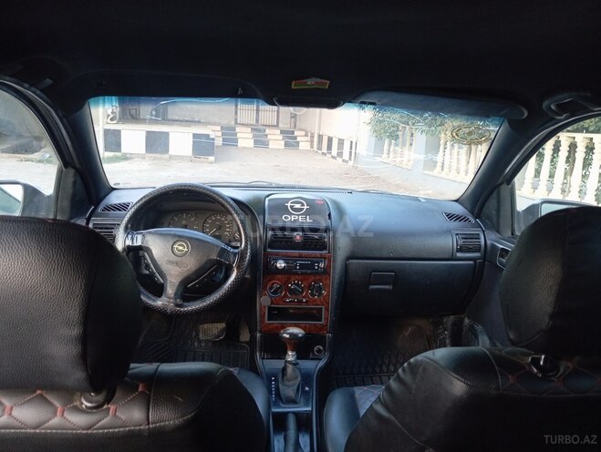 Opel Astra-3