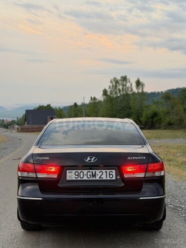 Hyundai Sonata-2