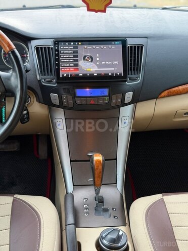 Hyundai Sonata-9