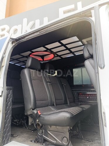 Mercedes Vito 111 CDI-21