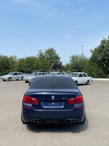 BMW 528-8