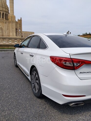 Hyundai Sonata-6