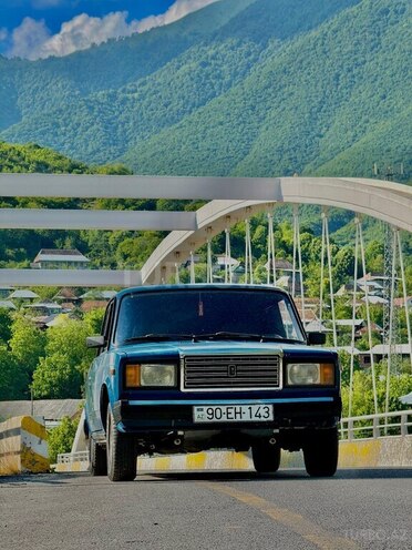 LADA (VAZ) 2107-1