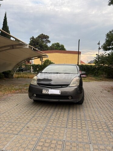 Toyota Prius-1