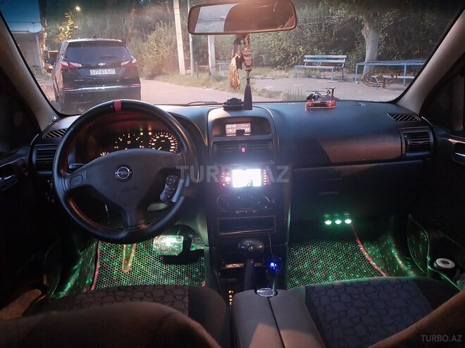 Opel Astra-8