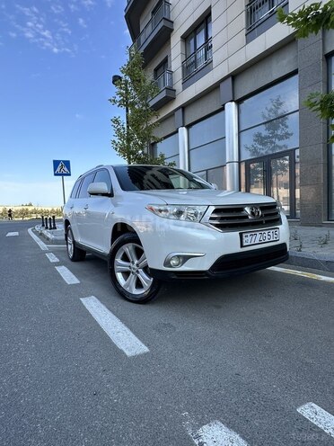 Toyota Highlander-6