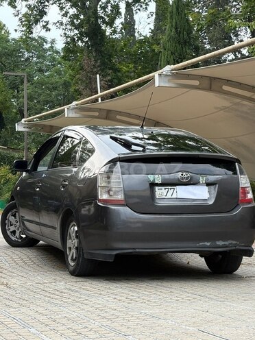 Toyota Prius-15