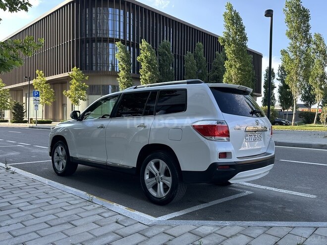 Toyota Highlander-16
