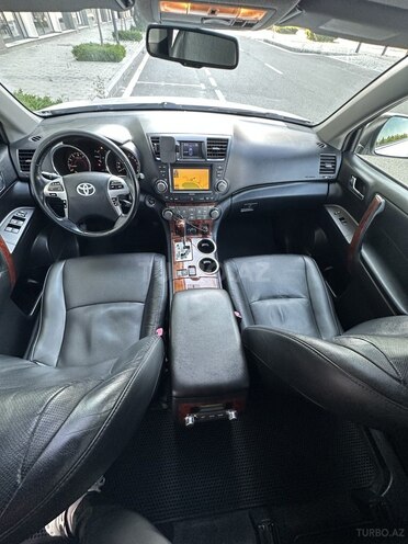 Toyota Highlander-20