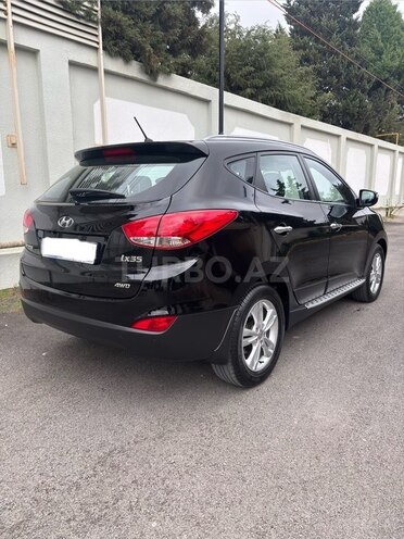 Hyundai ix35-6