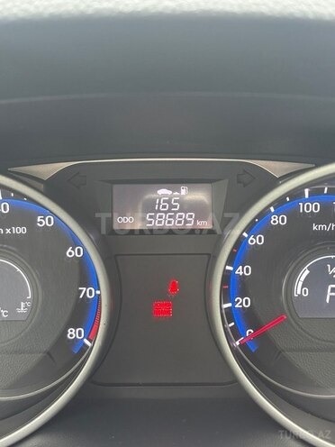 Hyundai ix35-10