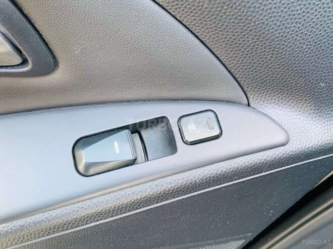 Hyundai ix35-13