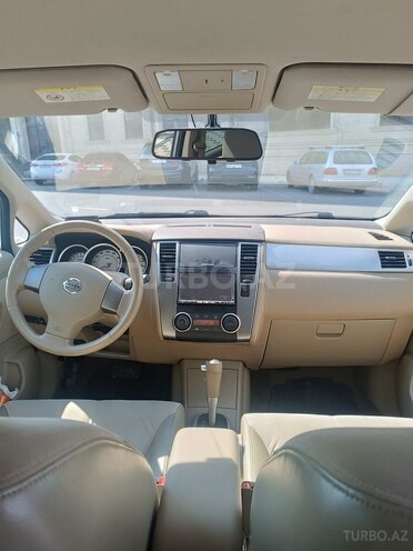 Nissan Tiida-3