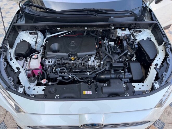 Toyota RAV4-19