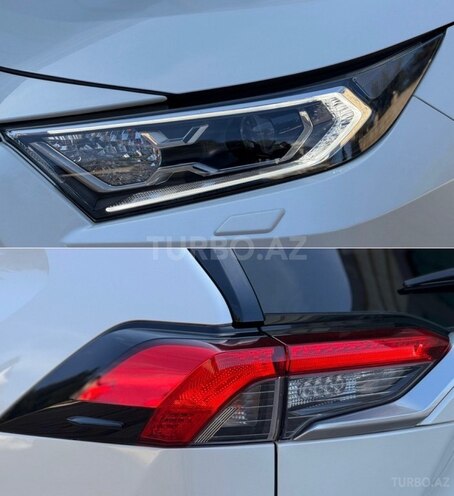 Toyota RAV4-18