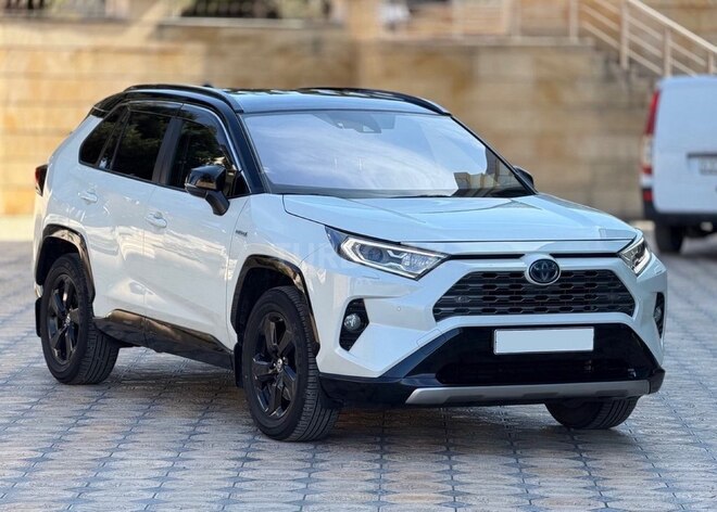 Toyota RAV4-5