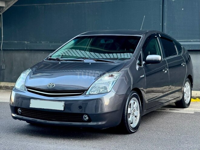 Toyota Prius-2