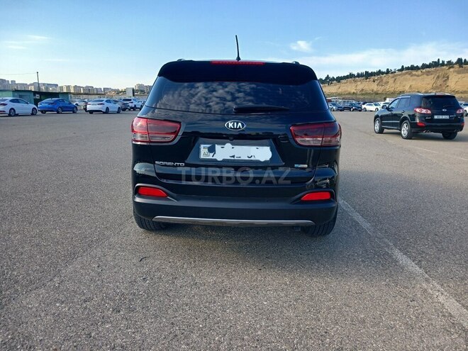 Kia Sorento-2