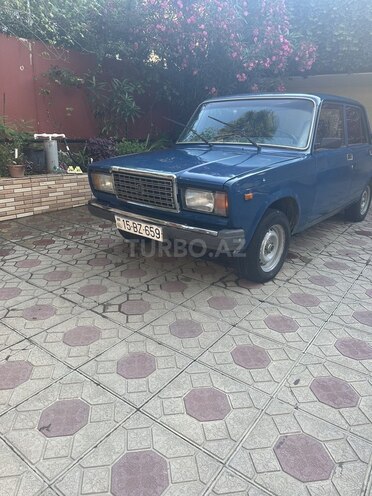 LADA (VAZ) 2107-2