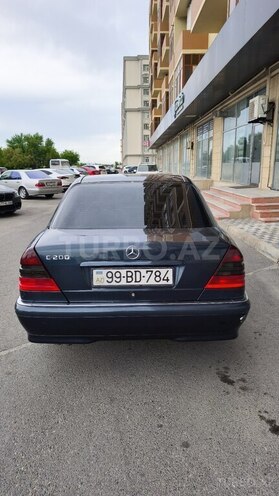 Mercedes C 200-2