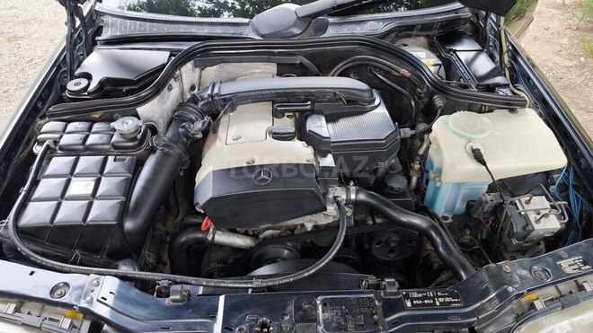 Mercedes C 200-8