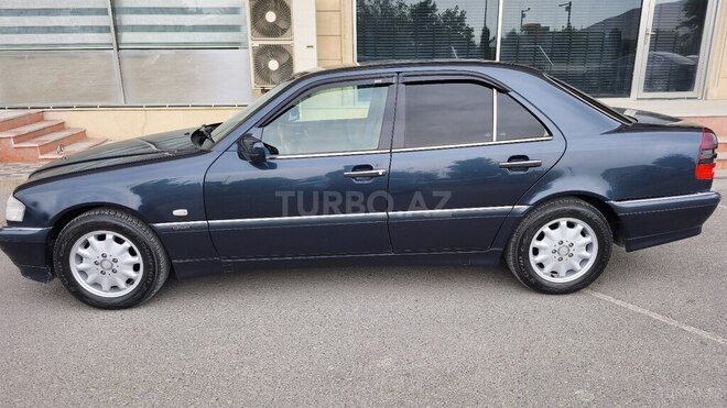 Mercedes C 200-19