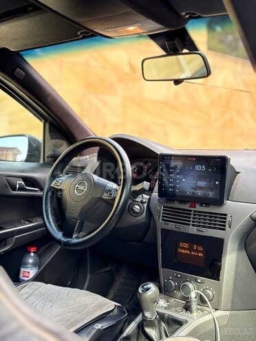 Opel Astra-10