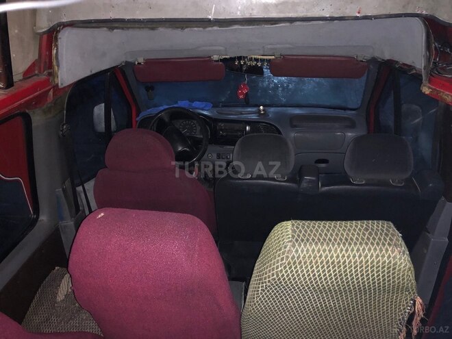 Ford Transit-4