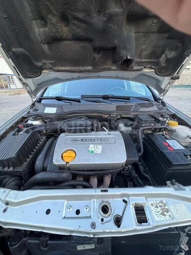 Opel Astra-9