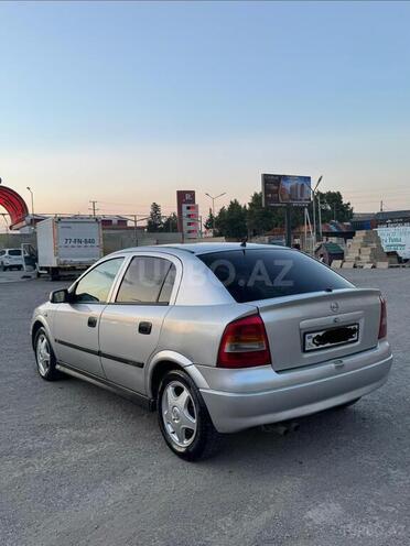 Opel Astra-3