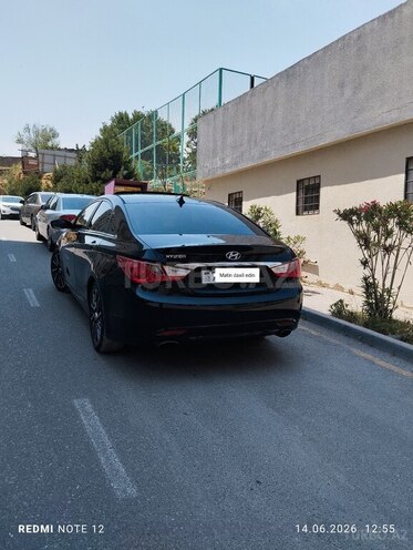 Hyundai Sonata-6