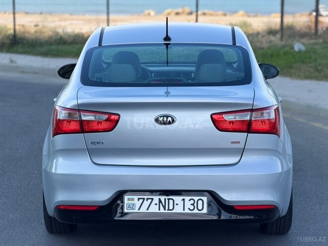 Kia Rio-6