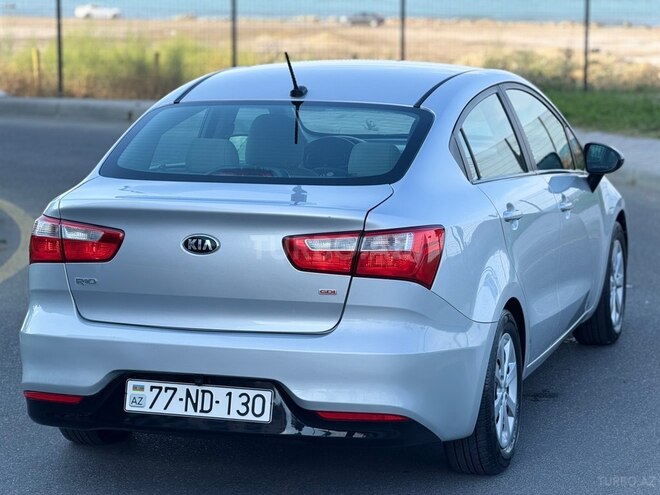 Kia Rio-7