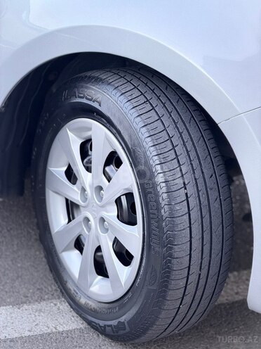 Kia Rio-21