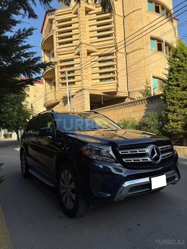 Mercedes GLS 450 4MATIC-3